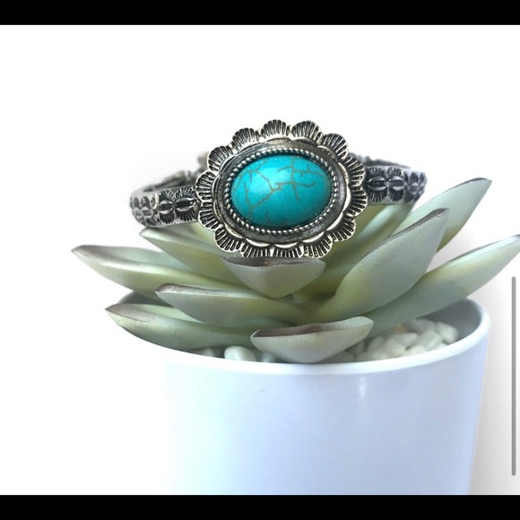 Turquoise western women’s cute summer fall stretchy bracelet - Picture 5 of 6